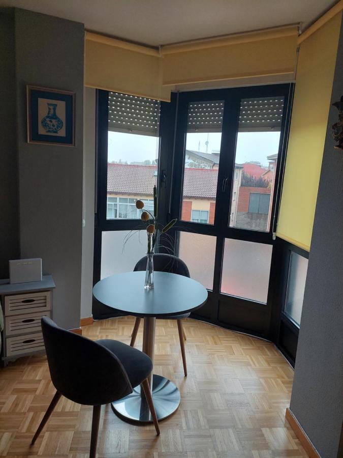 Vut Raquel Apartment Astorga Luaran gambar