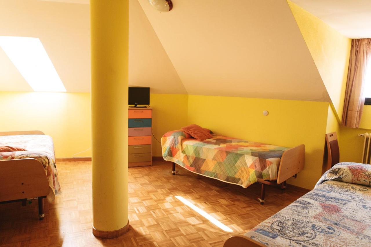 Vut Raquel Apartment Astorga Luaran gambar
